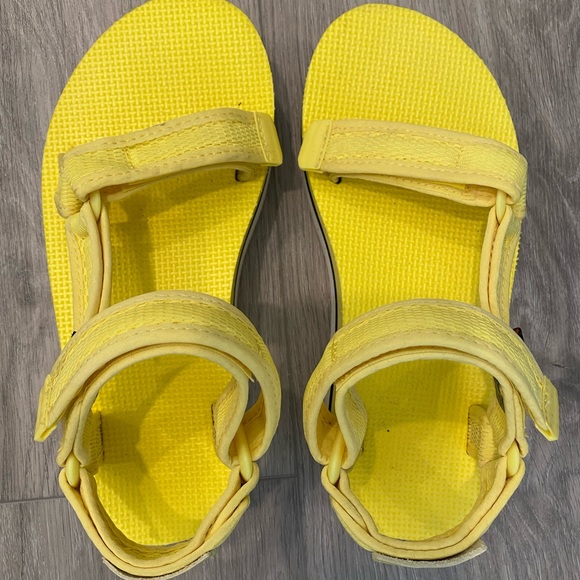 (SOLD) Teva Platform Sandals - Picture 2 of 3